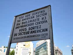 Checkpoint Charlie, saindo do setor americano