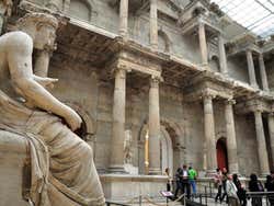 Museu de Pergamon, Porta do mercado romano de Mileto